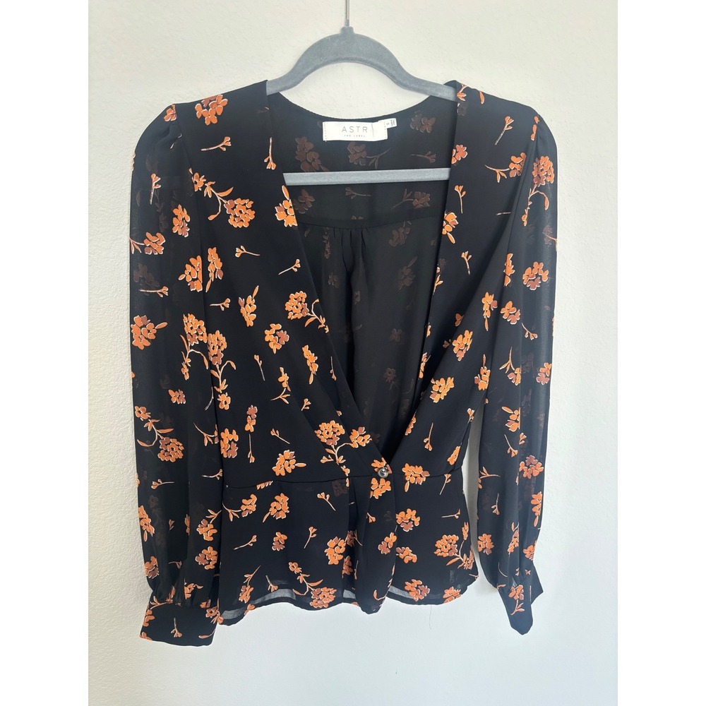 ASTR the Label Black Orange Floral V-Neck Surplice Long Sleeve Blouse Small